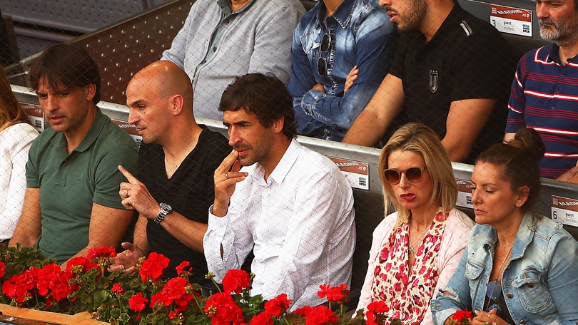 Tennis, Madrid: Cambiasso e Raul ammaliati dalla sfida tra Federer e Thiem