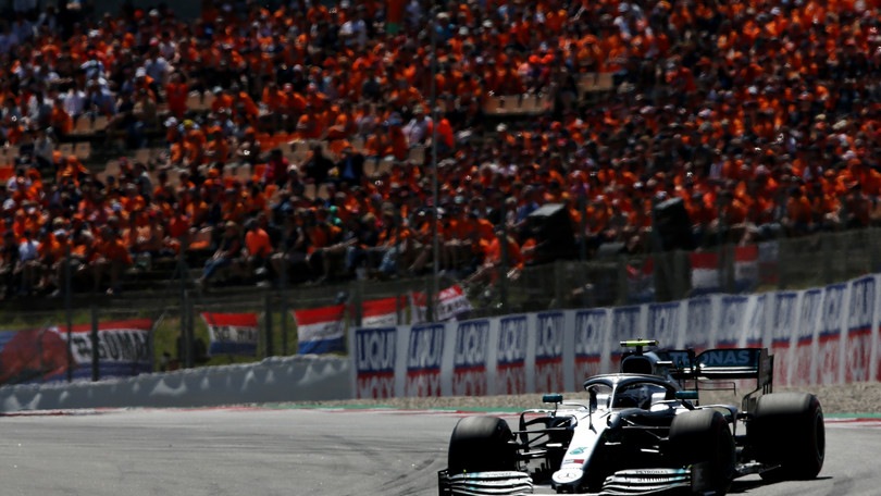 F1, test Barcellona: Bottas conduce, Leclerc secondo a metà giornata
