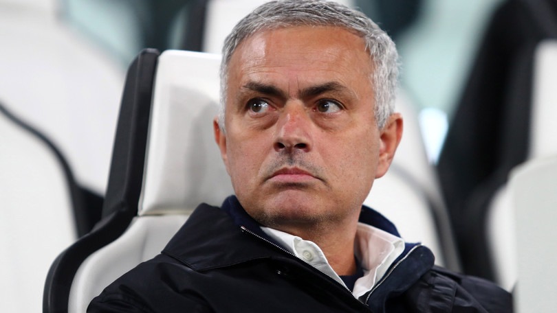 Mourinho smentisce il ritorno al Real Madrid: "Rispetto per Zidane"