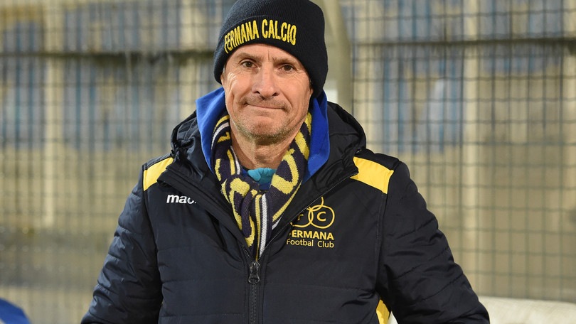 Calciomercato Fermana, ufficiale il rinnovo di Destro