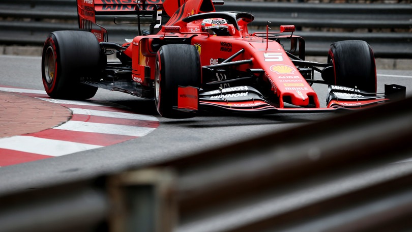 Vettel: «Dobbiamo avvicinarci alle Mercedes»