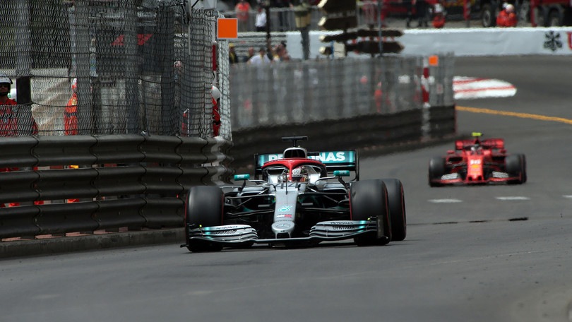 Gp Monaco, la pole è di Hamilton. Vettel partirà quarto, Leclerc è 16°