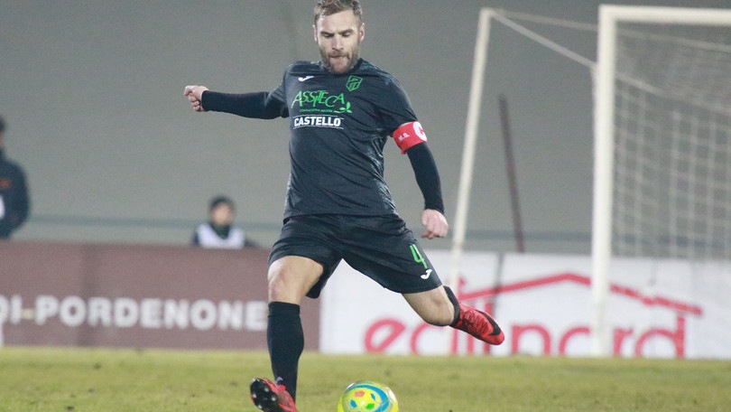 Pordenone, rinnovo fino al 2021 per capitan Stefani