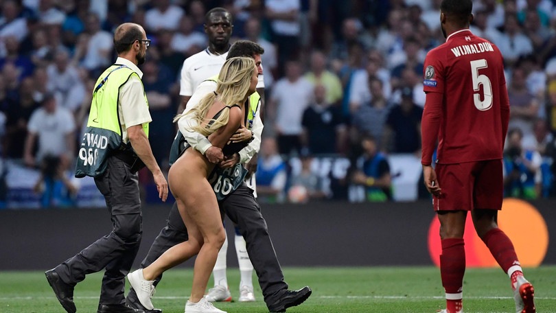 Kinsey Wolanski: l'invasione di campo vale 3,5 milioni di euro