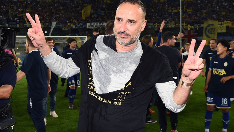 Verona, Setti sul ritorno in A: "La promozione più bella. Aglietti? Per la panchina c'è anche lui"