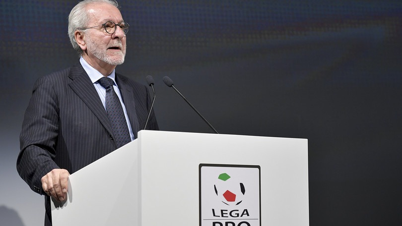 Ghirelli: "Il campionato? Non so se partirà. Fuori i banditi dalle proprietà"