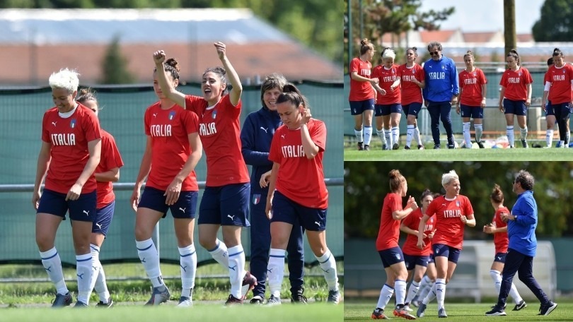 Mondiali femminili: l’Italia si prepara alla partita contro il Brasile tra sorrisi e tanto entusiasmo