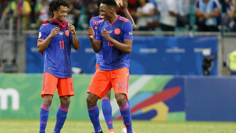 La Colombia balla con James Rodriguez, l'Argentina cade con Lionel Messi