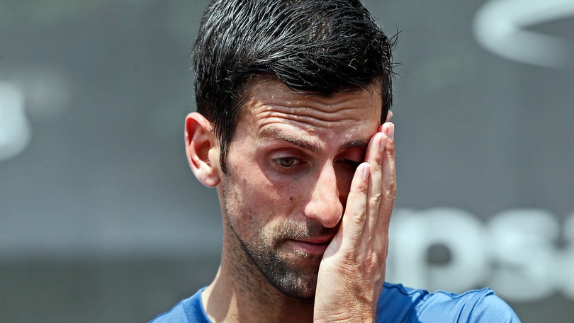 Djokovic si ferma a rifiatare: tornerà per giocare Wimbledon