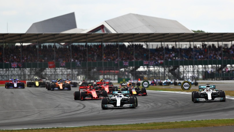 Silverstone, trionfo di Hamilton: Leclerc è terzo, Vettel penalizzato