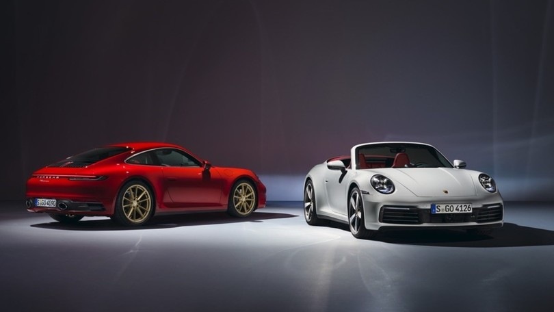 Nuova Porsche 911 Carrera, sulla scia della 992