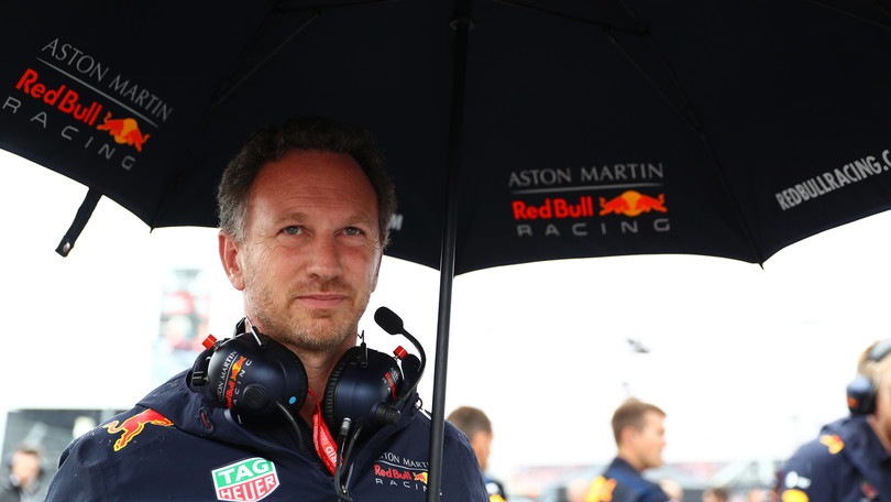 Horner: "Credo che Verstappen resterà alla Red Bull"