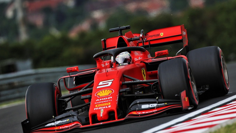 Gp Ungheria: comanda Hamilton nelle libere. Vettel terzo, sesto Leclerc