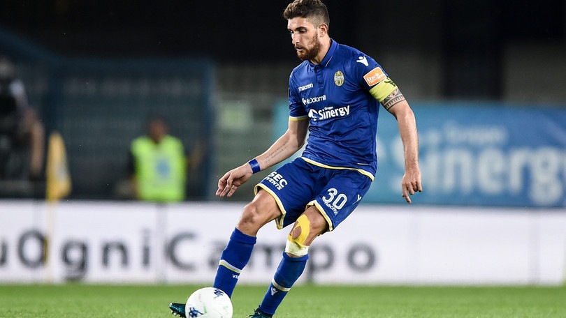 Cremonese, ufficiale: ha firmato l'ex Verona Bianchetti