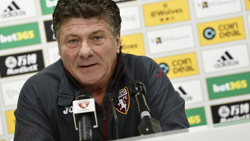 Torino, Mazzarri: "Non chiedo l'elemosina a Nkoulou. Rimonta? Siamo in trasferta..."
