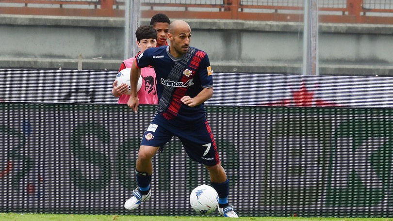 Serie B, la prova tv costa cara a Piccolo: tre turni di stop