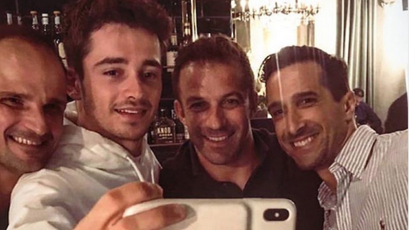 Leclerc, un selfie a cena con Del Piero. E parlando italiano ha fatto innamorare il Paese