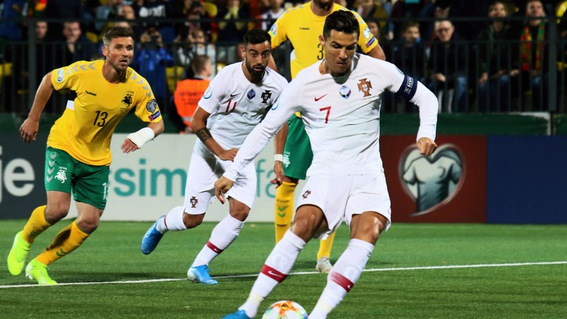 Ronaldo show, poker con il Portogallo: vincono anche Francia, Turchia e Inghilterra