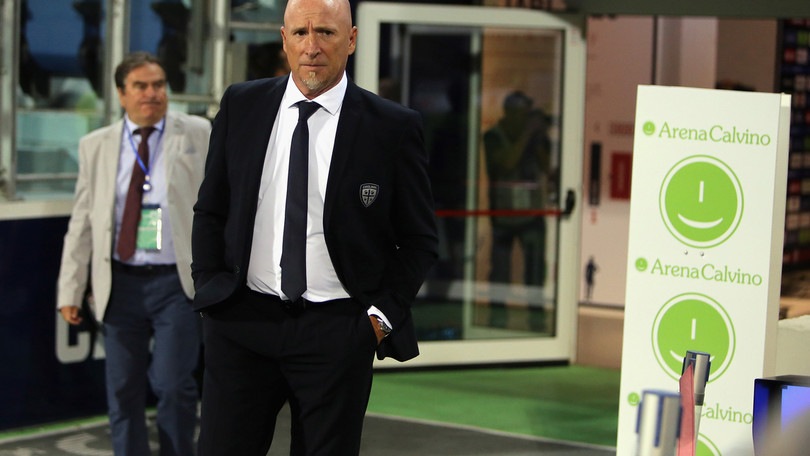 Cagliari, Maran: "Io in discussione? Il tecnico è sempre il responsabile"
