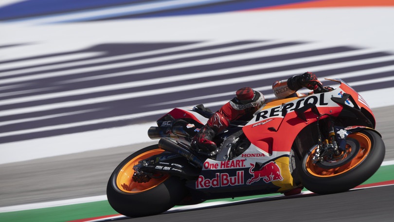 Gp San Marino: Marquez si prende le ultime libere, Rossi 6°