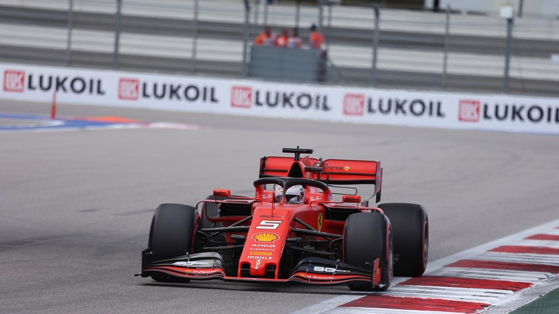 Gp Russia, Pirelli: "A Sochi possibile un solo pit stop"
