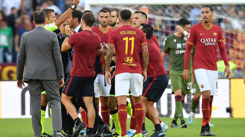 Roma-Cagliari 1-1, Diawara infortunato. Nel finale espulso Fonseca