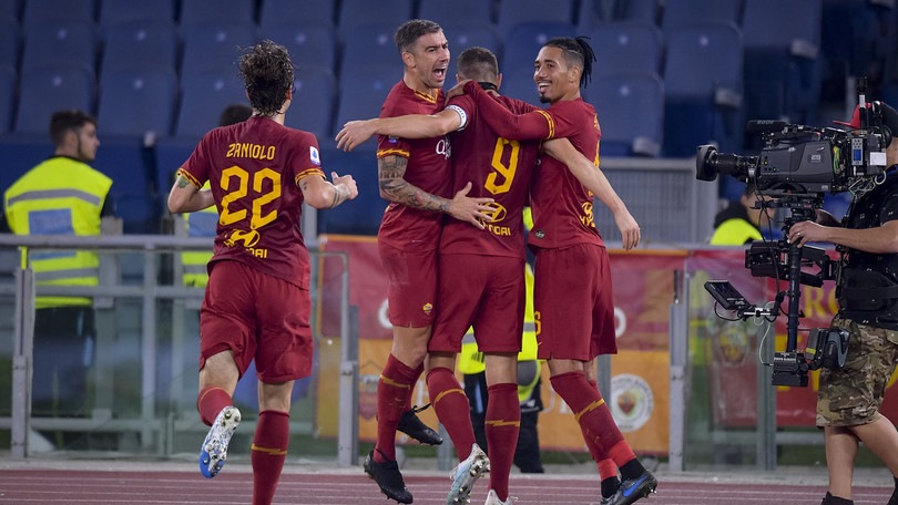 Roma-Milan 2-1: Dzeko apre e Zaniolo risponde a Theo Hernandez