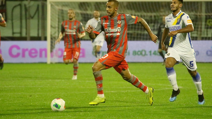 Cremonese, Palombi ferma il Frosinone: 1-1