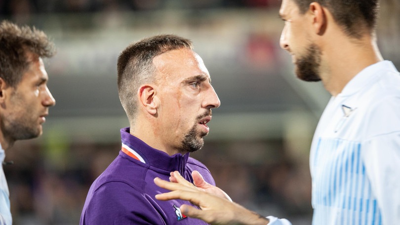 Tre giornate di squalifica a Ribery per le spinte a Passeri