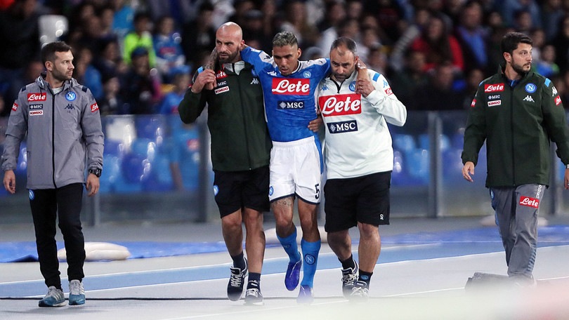 Napoli, per Allan trauma distorsivo al ginocchio