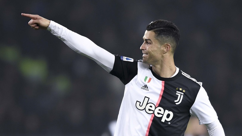 Marca: "Cristiano Ronaldo, la sua ombra oscura il Real Madrid"