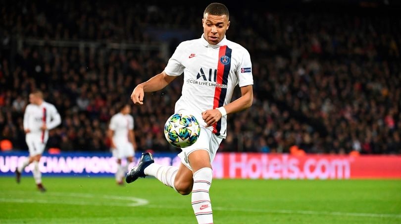 Psg, Leonardo risponde a Zidane: "Basta parlare di Mbappé!"