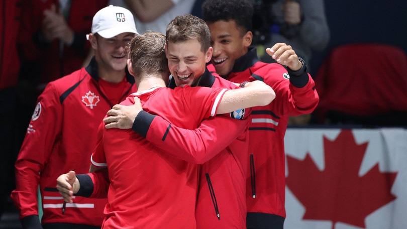 Coppa Davis, il Canada batte gli Stati Uniti e vola ai quarti. L'Italia spera ancora