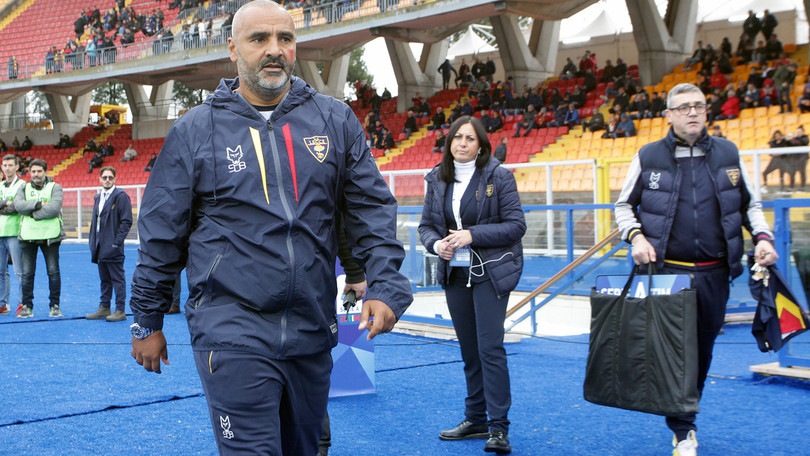 Lecce, Liverani: "Troveremo una Fiorentina arrabbiata"
