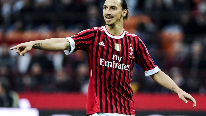 Milan, ore d'attesa per Ibra. Giroud-Jovic piano B