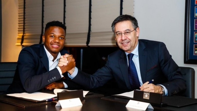 Ansu Fati: il Barcellona lo blinda e la clausola arriverà sino a 400 milioni