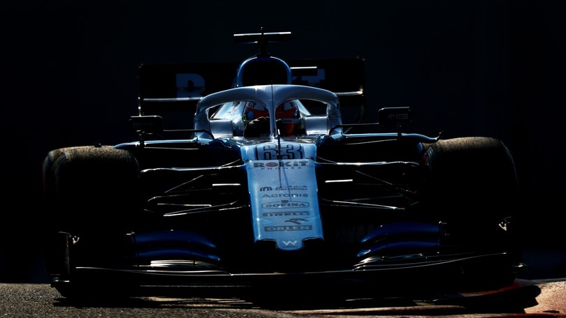 F1: George Russell su pneumatici da 18" ad Abu Dhabi