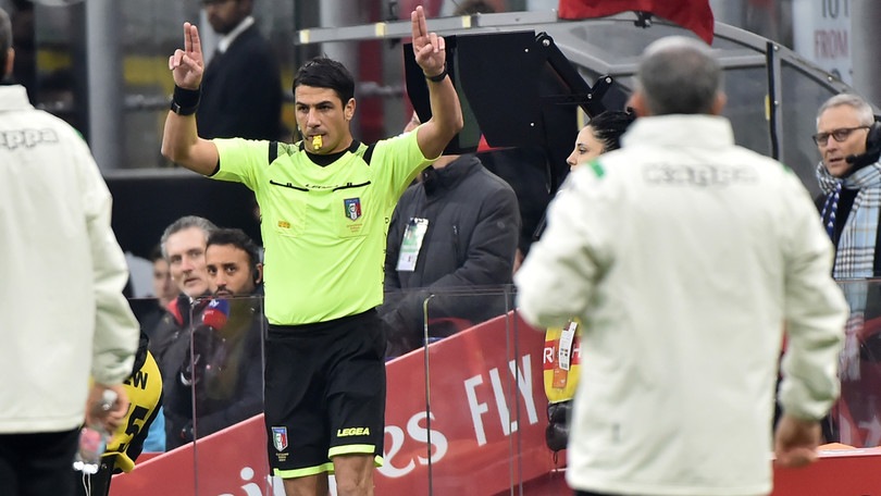Milan, che sfortuna! Prima il Var, poi due legni tengono in vita il Sassuolo