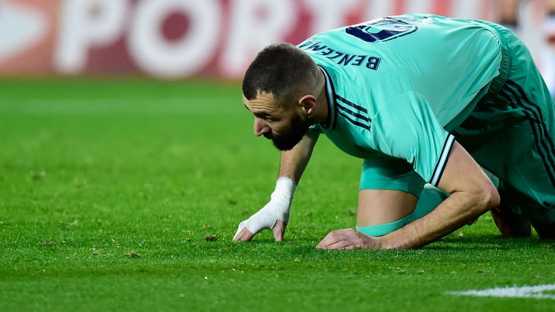 Liga, il Real Madrid pareggia a Valencia al 95': Barça agganciato