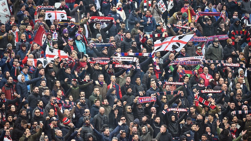 Cagliari-Lazio, tafferugli tra ultrà nei pressi dello stadio