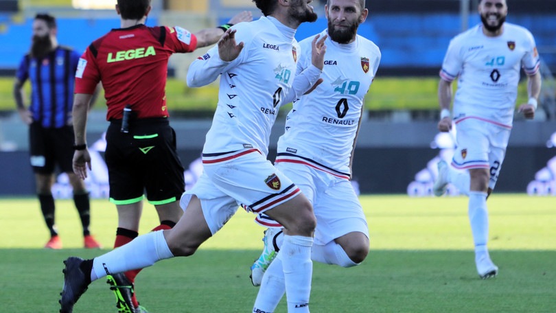Rivière lancia il Cosenza, con il Pisa è 3-1. Pescara-Trapani pari e patta