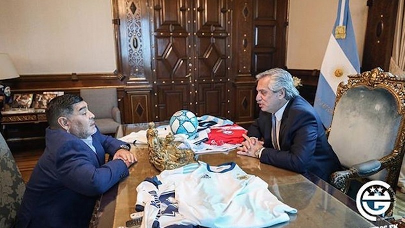 Maradona va in visita dal presidente Alberto Fernandez