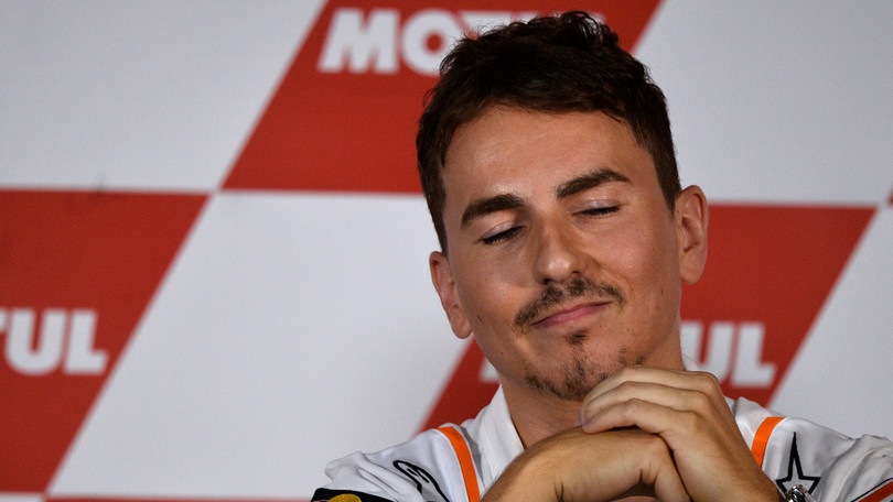 Jorge Lorenzo: "Mi sono arreso dopo le lesioni alla schiena"