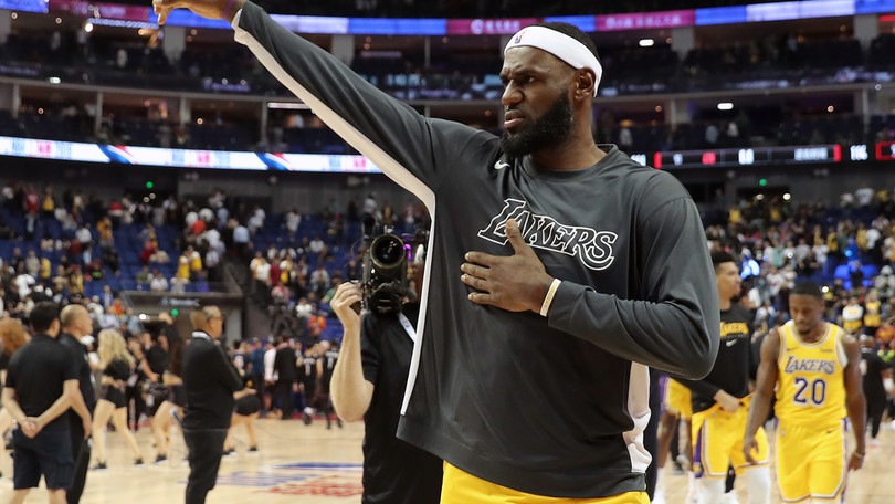 Nba, altro show di LeBron James: i Lakers abbattono Detroit. Bene anche i Clippers