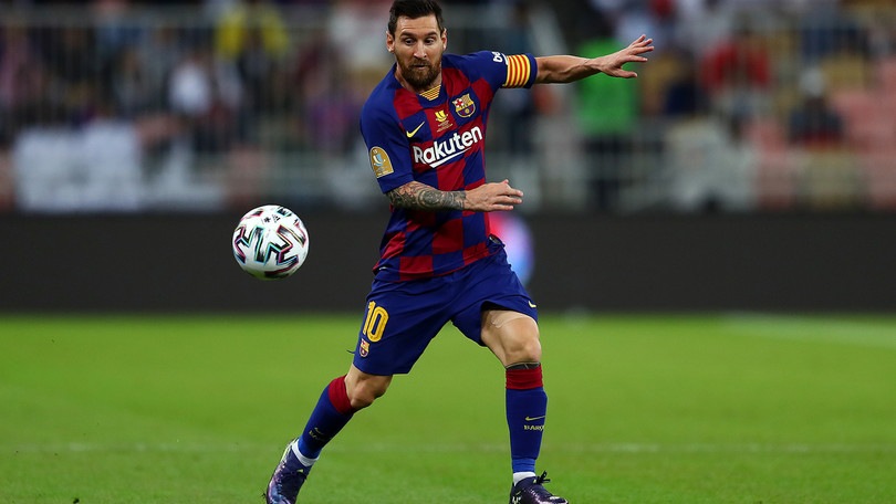 "Barcellona, Messi si sente sempre più solo e ha dubbi sul futuro"
