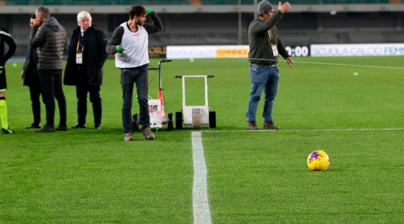Verona-Genoa, incredibile: linee storte, posticipato l'inizio della gara