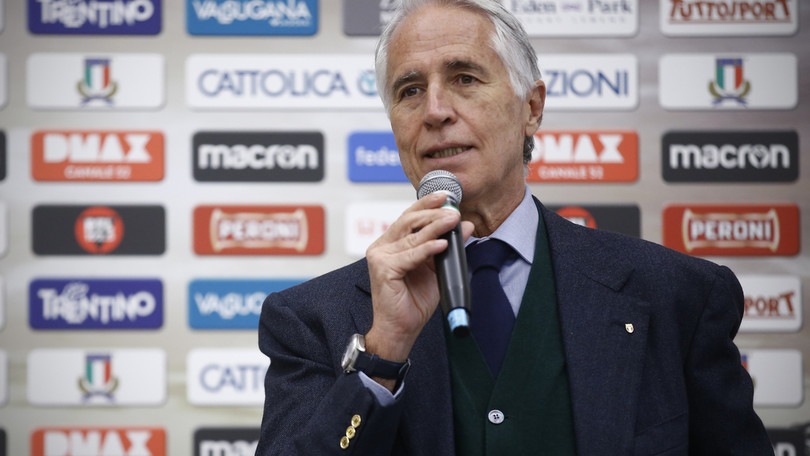 Malagò sull'emergenza coronavirus: "Nelle zone a rischio lo sport deve fermarsi"