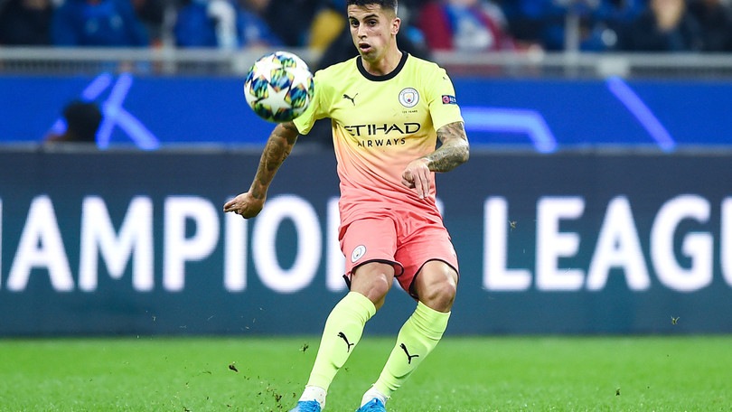 The Sun: "L'Inter pensa al ritorno di Cancelo, ma il City vuole Lautaro"
