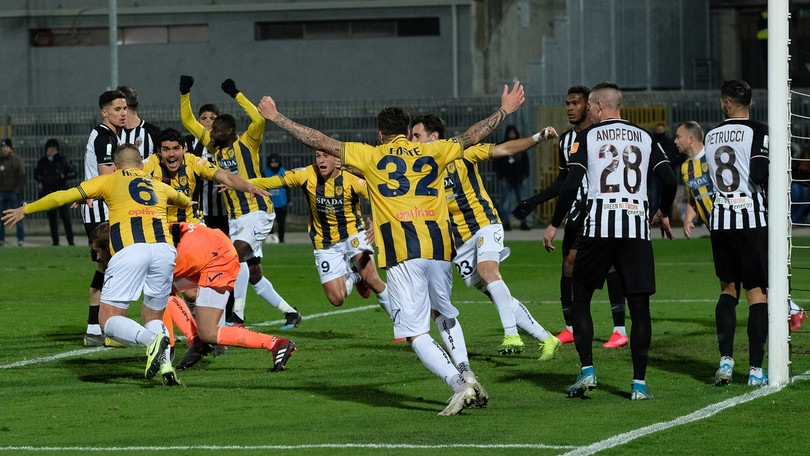 Provedel eroe per un giorno: il portiere firma il 2-2 di Ascoli-Juve Stabia