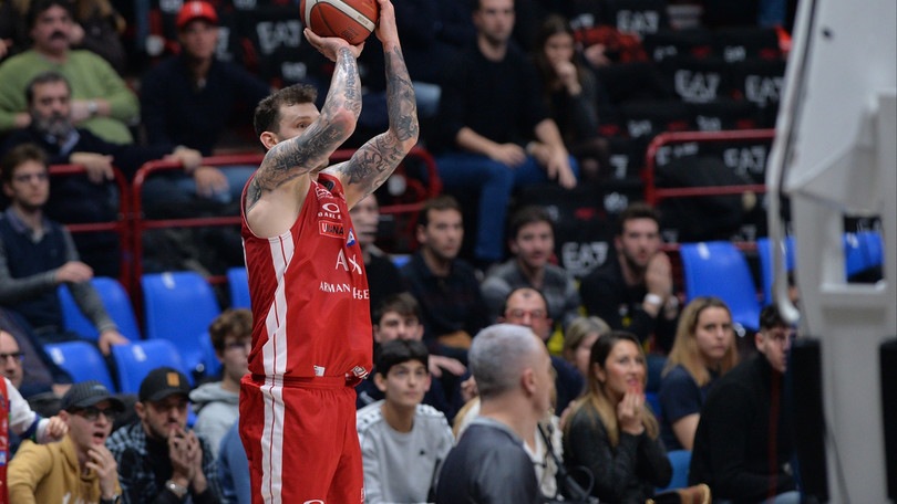 Milano vince allo scadere con Cremona. Ok anche Brindisi e Brescia